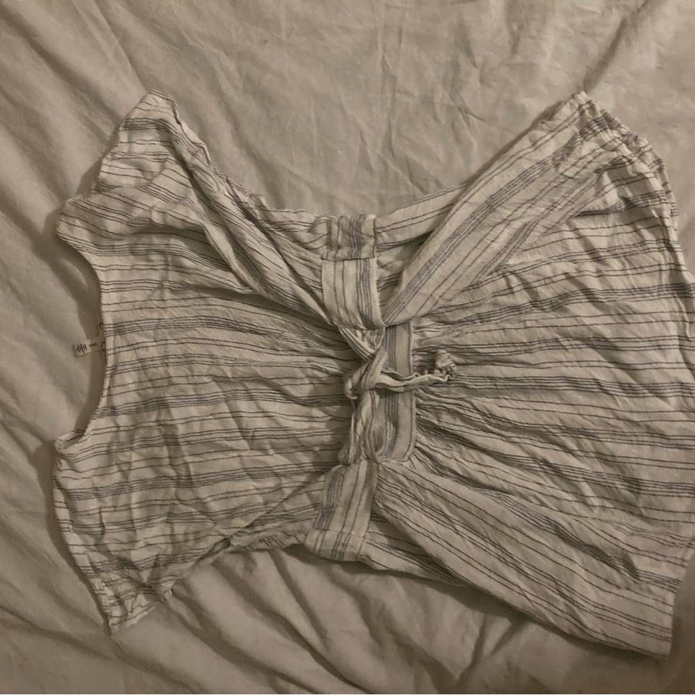 woman white and navy blue striped top size medium,worn once